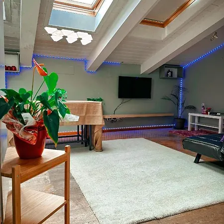 Apartman Accogliente Mansarda In Centro Storico