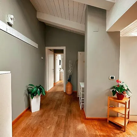 Apartment Accogliente Mansarda In Centro Storico